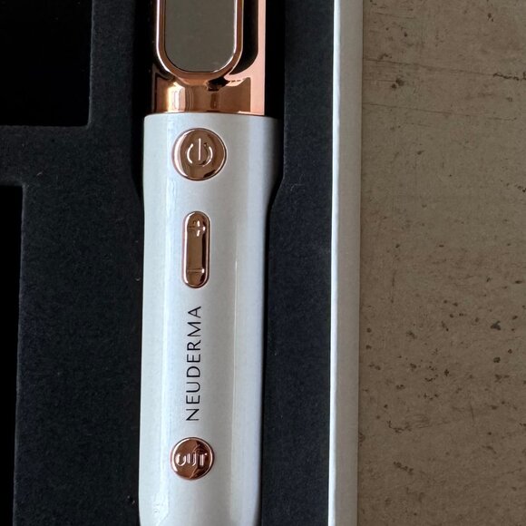 Neuderma Fibroblast Plasma Pen - Picture 3 of 5